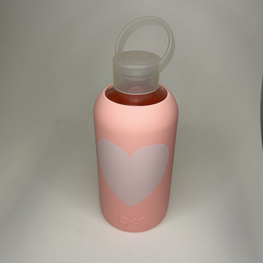 BKR Elle Heart Little Bottle 16 oz Glass Silicone